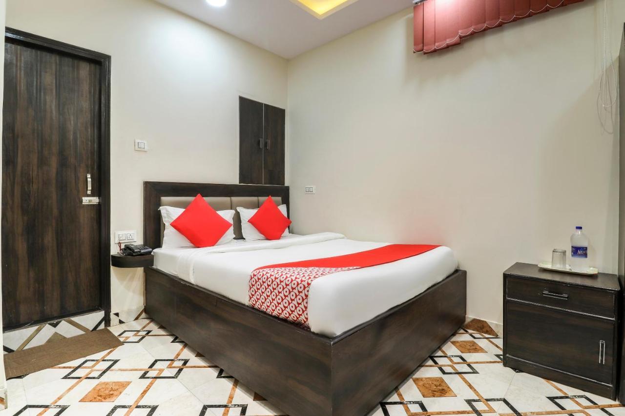 Oyo Hotel City Palace Kānpur Exterior foto